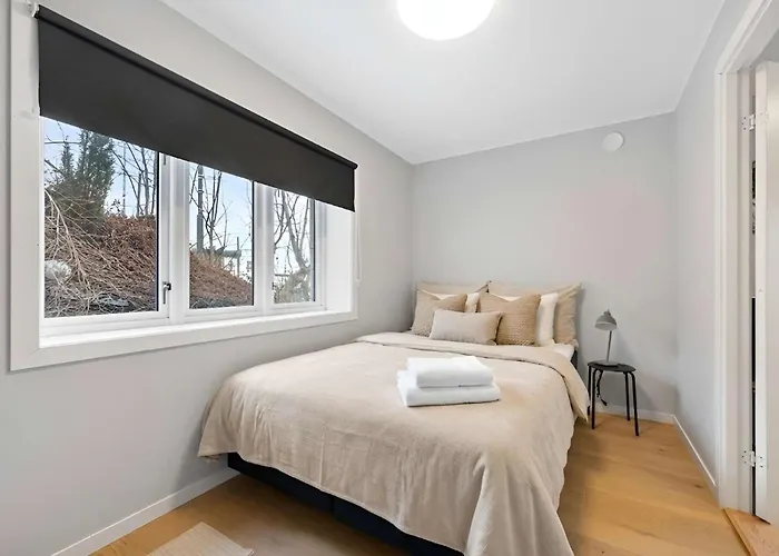 Modern And Cozy Near And Transport *